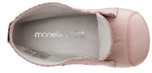 monellina　モネリーナの靴のインナーは山羊の革で吸湿性放湿性が良い